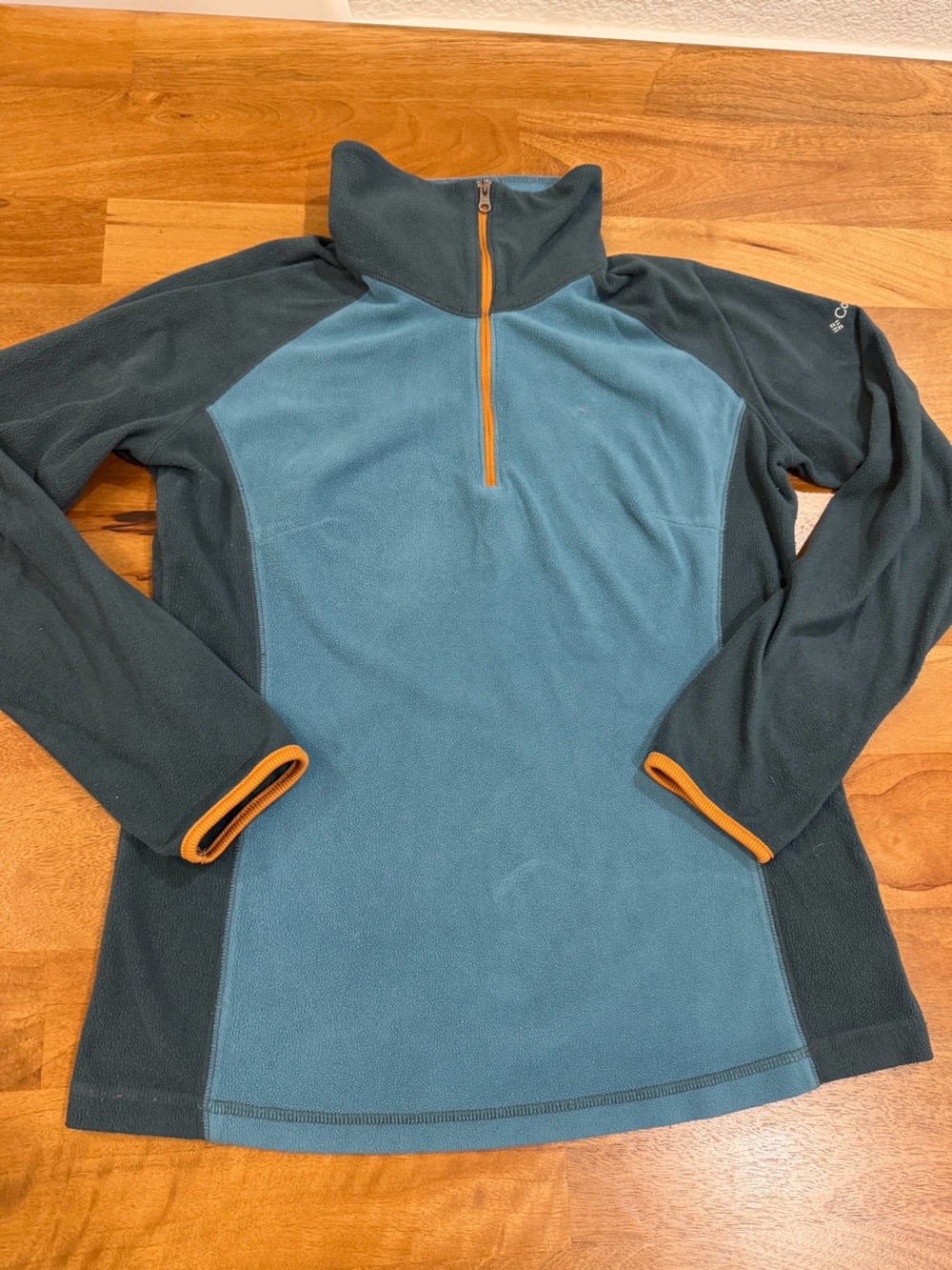 Columbia Women’s Teal Colorblock Fleece Pullover with Amber Trim Size Medium